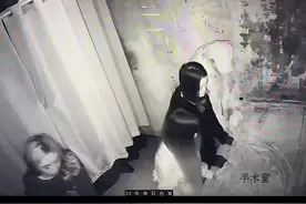 “吓人是一种感觉，帅也是一种感觉”#密室逃脱 #黑墨镜骷髅头
