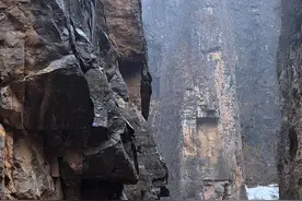 此生必驾南太行大峡谷，也是最经典的免费自驾路线之一。导航山西省陵川县双底村即可到达！#太行山风景 #自驾游风景 #大山深处自然美 #中国最适合自驾游的公路推荐视频封面