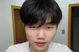 马上国庆了，新舞蹈，忘本摇赶紧学起来#忘本摇 #和平精英