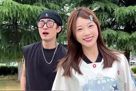 今日份活力穿搭！这个手势舞教程安排！嗨起来！ #燃爆夏天的生命力穿搭 #抖音潮流舞蹈地图 #shutupanddance手势舞视频封面