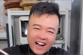 鸡蛋糕 在家几块钱就搞定 到底怎么蒸才能口感细腻爽滑 鲜香滑嫩又好吃呢#鸡蛋糕家常做法 #抖音美食推荐官 #美食教程