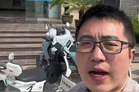 #电动车上牌 什么样电动车上轻便摩托车蓝牌？什么样电动车上普通摩托车黄牌？