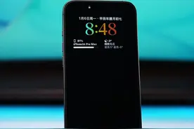 iPhone息屏显示设置，锁屏电池小组件设置教程 #数码科技 #玩机技巧 #iphone #安卓视频封面