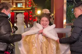 看我们一生要强的中国女人是如何拍照的#汉服 #国色芳华视频封面