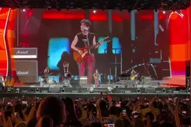 0713 再就业男团首次合体～ 也就是太湖湾能做到啦～视频封面