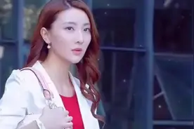 两人刚结婚，丈夫就发现妻子的秘密，#因为一个片段看了整部剧视频封面
