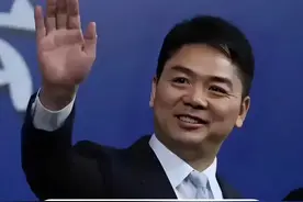 刘强东 不为人知的故事 #明星背后故事 #内容启发搜索 #刘强东给老人发钱视频封面