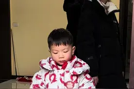 大年初二回娘家，他二舅还让他婆婆给他稍红包了？稍的能算？#冯小蛋 #欢欢喜喜过大年