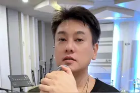 写了首新歌，会在巡演的时候带给大家～ #演唱会 #巡演 #新歌上线