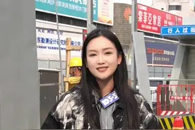 #绵阳 火车站施工区域有变🚧#1033现场直击 临园路施工最新进展，交通提示来啦#本地新闻 （记者：小敏 摄像：陈欢）