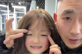 教大家一款自己就能修剪的显脸瘦的刘海#刘海教程