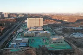 航拍正在建设中的阳泉市中心医院#无人机航拍 #航拍 #我的城市视频封面