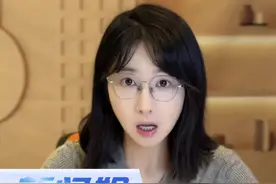 刑事拘留！对借酒撒泼、寻衅闹事者绝不姑息#女子当街踩头殴打外卖员警方介入 #新闻姐 @抖音短视频视频封面