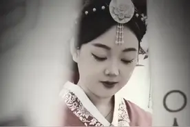 㞮孞（chu xin）生僻字，意思是说，相爱容易，相守却难，遇见对你好的人容易，遇见待你如初的人却很难，因为㞮孞易得，始终难守，说好要走一辈子的人，走着走着，人就弄丢了，我们终究没有守住㞮孞，分道扬镳了！#今日文案