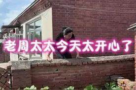 @抖音短视频 我和我老弟从小长大的地方，今天我们姐俩一起又把这套房子给我妈买回来了，我妈特别开心，父母开心就是儿女最大的幸福，#农村生活正事开始了，喜欢看农村生活的，关注我吧视频封面