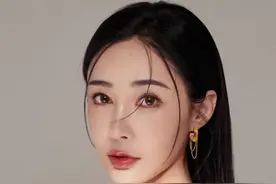 不同品牌模特怎么拍照#昕薇 #模特