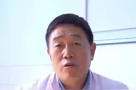 到医院看病，要转诊，哪种类型报销比例更高呢？ #硬核健康科普行动 #脊柱侧弯 #医者仁心 #骨科视频封面