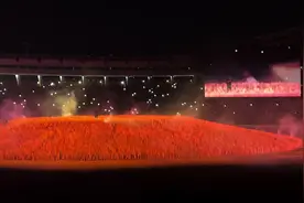 kanye海口试听会 4.2万人合唱《Power》#kanye #万人合唱