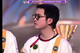 现在世界聚焦于cn fps！！！#2024无畏契约全球冠军赛 #EDG夺冠