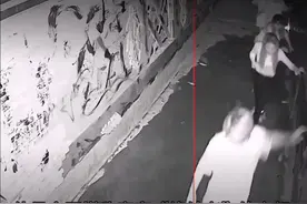 密室大逃脱鬼屋恶搞视频封面