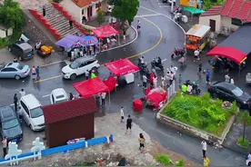 鹤壁风车天路又开通了，没来的抓紧了，全程19公里，贼刺激，还出片，免门票，免停车，有2个入口：第一个导航鲍庄村上山的入口，直接上去就到了，第二个导航“淇林岩”进入十八盘#最美公路 #带ta去旅行  #自驾游 #旅行推荐官 #风车天路