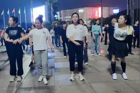 句句有可能，句句不可能，可能只是可能 #广场舞dou起来