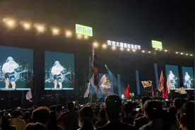 “我已經不會經常想她們，可是過去怎能全忘記”#音乐现场视频封面