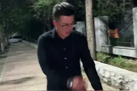 第八十六集！ 尽我所能，爱你所有，可是当尽我所能的时候你却不在了！#就三两 #就三瓶 #散喽子视频封面