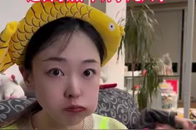 老公应该是失恋了，好心疼，一躺躺一天，茶不思饭不香，上厕所都没以前勤了，想过去递给他一张纸巾，但又怕打扰他可能刚刚平复的内心…视频封面