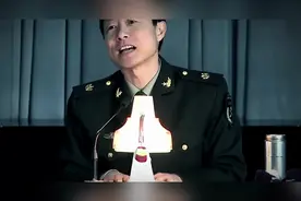 先下手为强好还是后发制人好？ #艾跃进 #弹匣无蛋视频封面