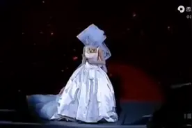 《夕阳之歌》完整版  梅艳芳2003告别舞台演唱会现场版视频封面