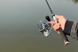 第一集，纺车轮使用教程#纺车轮抛投#纺车轮使用方法#纺车轮抛投技巧#路滑钓法