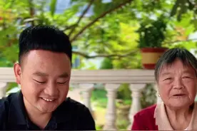 农村土法晒冬瓜干 冬瓜这样做真是太好吃了，家里有冬瓜的一定要去试一下。#冬瓜干 #农村美食 #家常菜 #谁能不爱香喷喷的家常菜