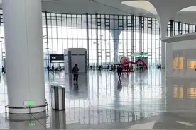 不太想搭理某些人 咱不惹事，但也不怕事。美好的事情都会发生，前提是你要耐心做好手上的事。这句话够某些人学一辈子的。#浪浪星球