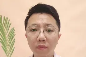 睡觉心率40-50，正常吗？是有大病了吗？ 睡觉心率40-50，正常吗？是有大病了吗？欢迎关注心血管冯博士，欢迎评论和留言！#心率 #心律失常 #心跳 #心率慢 #心跳慢视频封面