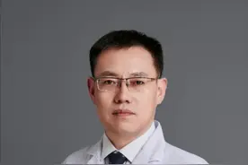 干细胞治疗帕金森病，值得期待。#帕金森 #脑起搏器 #脑起搏器手术张建斌视频封面