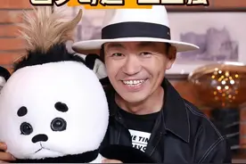 "草根明星"#王宝强 成名后不忘回馈家乡，他出资修路、兴建学校，让村民们的生活得到了显著的改善#明星故事 #悠悠明星优选 @DOU+小助手视频封面