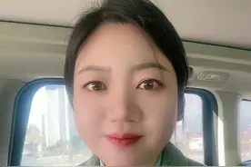手头有些紧如何攒金条？农行“存金通”实操指南 手头有些紧如何攒金条？农行“存金通”实操指南#黄金 #金条#干货分享 #越早知道越好视频封面