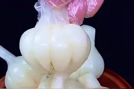 腌制水晶糖蒜详细做法 姥姥用了30年的方法#水晶糖蒜 #糖醋蒜 #又到了腌糖蒜的季节 #抖音美好食光 #新农人计划2024