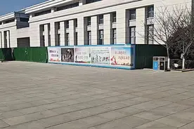 小岗村，隶属安徽省滁州市凤阳县小溪河镇，是中国农村改革发源地，中国十大名村之一，国家AAAA级景区，沈浩精神发源地。视频封面