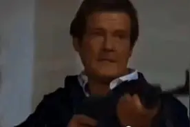 #第一次见到加普通汽油的折叠飞机～007八爪女（上）视频封面