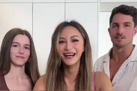 亲姐妹们 火遍澳洲的超模奶昔 超模食谱来咯！！！ 整整拍了三个小时，大家一定要收藏，最近都在喝这个奶昔 太好喝了视频封面