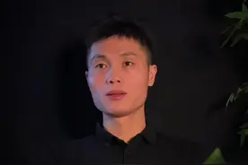 为什么你梦不到去世的亲人？亲人去世不来梦里，或是很少来梦里？因为他们的世界有规定，不可以没有原因的靠近在世的亲人。人鬼殊途，他的每一次靠近，都会让他在世的亲人磁场受到干扰。所以他不忍心来梦里，是因为他过得很好，不想让在世的亲人受到伤害，不打扰你，不让你梦见，是想让你好好生活，因为他真的爱你，#只有经历过的人才会懂 #句子很短却字字入心 #情感 #心灵疗愈 #情感共鸣视频封面