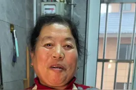 每年这个时候最爱吃的就是我妈做的酱辣子夹馍……太香啦#婆媳 #哎呀妈呀太香了 #嘎嘎好吃 #家的味道