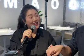 你可知道我还把你想念，爱不容易我不舍得再见。视频封面
