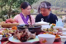 听说在古代越会吟诗作对的老婆越漂亮 #古代 #吟诗作对视频封面