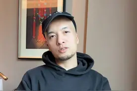 发视频回应一下最近的打假事件，顺便给大家做个预告，大瓜还在后面呢#辛吉飞视频封面