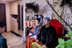 庚婺同明，棠棣同馨； 静宁见春，祉猷并茂。顺颂新褀。