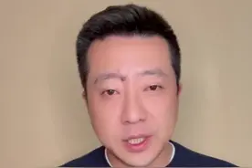 消防员3岁时失去妈妈30年后看到她的样子：原来我和妈妈长得这么像！#3岁失去妈妈30年后看到她的样子 #抖音热评