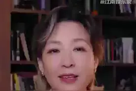 年龄从来不是枷锁，是阅历是动力#她怎样都很好 #看不见的更年期 #李静仇晓长沙同框宠粉 #主持人李静公开袒露绝经经历